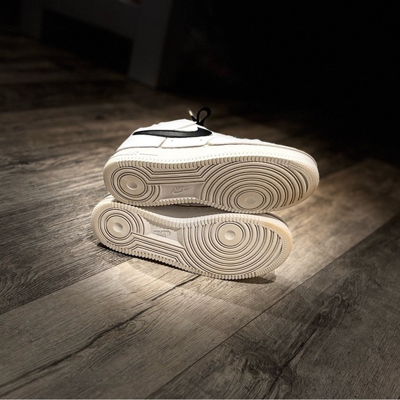 Air Force 1 Cosmic Clay Size 8.5! - Picture 5 of 6